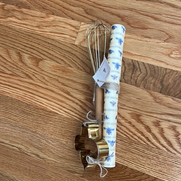 NWT Anthropologie Busy Bee Baking Bundle - Picture 6 of 10